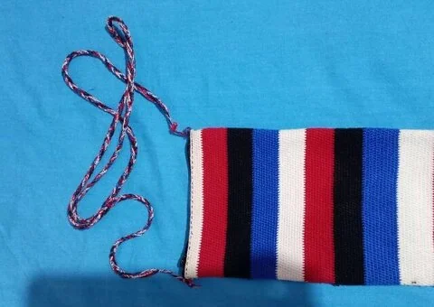 Venta de bolsitas tejidas a mano con diferentes colores - 2/5